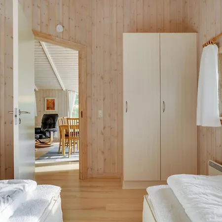 Сasa de vacaciones Thomasine - 1-5km From The Sea By Interhome *