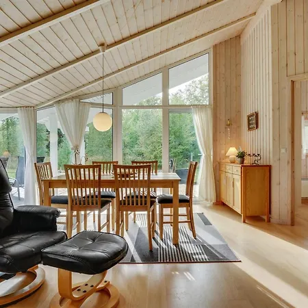 Сasa de vacaciones Thomasine - 1-5km From The Sea By Interhome